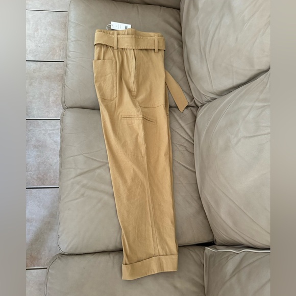Vince Belted Linen-blend Pant in Natural - Picture 12 of 16